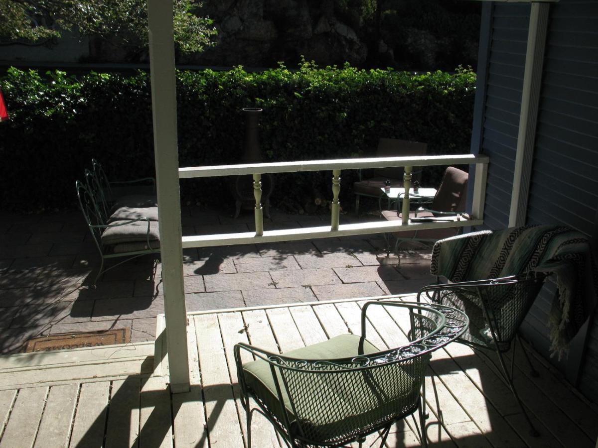The Cottage At Castle Rock 비스비 외부 사진